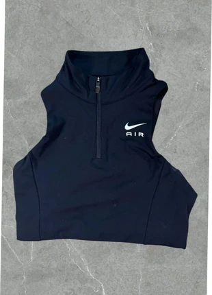 Haut Zip Sans Manches Nike Noir Taille XS Femme, marque: Nike, état: Très bon état, taille: XS / 34 / 6, 12,00 €, 13,30 € Protection acheteurs (Pro) incluse