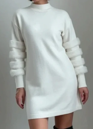 Robe pull blanche en maille avec manches en fausse fourrure style minimaliste, marca: Bai Amour, estado: Muy bueno, tamaño: M / 38 / 10, 44,90 €, 47,85 € Protección al comprador incluida