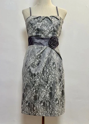 Robe en guipure dentelle année 2000s ceinture satin S/M, marke: Vintage Dressing, zustand: Sehr gut, größe: M / 38 / 10, 10,00 €, 11,20 € beinhaltet Vinted-Käuferschutz Pro