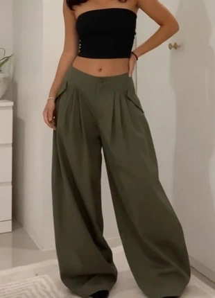 Pantalon kaki oversize à poches latérales pinces, coupe très large taille L, marca: shawly, estado: Muito bom, tamanho: L / 40 / 12, €46.90, €49.95 inclui Proteção do Comprador