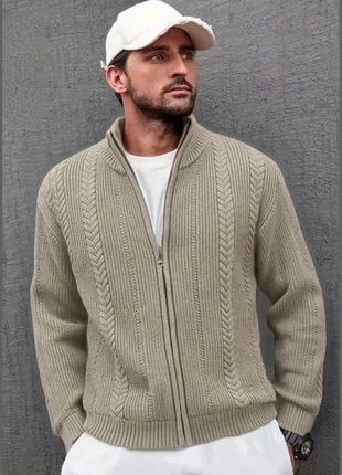 Veste hiver homme tricotée beige, col et zip intégral, style décontracté semi-formel, marque: Vintage Dressing, état: Très bon état, taille: M, 50,00 €, 53,20 € Protection acheteurs incluse