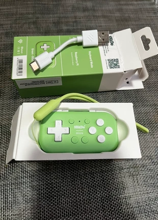 8BitDo Micro verde, marca: 8BitDo, estado: Muito bom, €10.00, €11.20 inclui Proteção do Comprador
