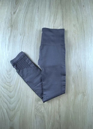 Legging mi-long Gymshark | Pilates musculation fitness yoga | Gris | Taille XS, brand: Gymshark, condizioni: Ottime, taglia: XS / IT 38 / EU 34, €12.00, €13.30 include la Protezione acquisti