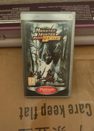 Monster hunter freedom unite (psp) platinum fr, condition: Very good, €24.99, €26.94 includes Buyer Protection