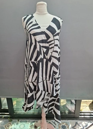 🖤Robe asymétrique vintage motif zèbre Chic originale, marke: Vintage Dressing, zustand: Sehr gut, größe: L / 40 / 12, 16,00 €, 17,50 € inklusive Vinted-Käuferschutz