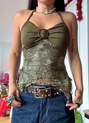 Haut de cami style y2k, taille Asian M, marque: y2k, état: Très bon état, taille: M / 38 / 10, 24,99 €, 26,94 € Protection acheteurs incluse