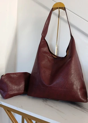 Sacs à main fourre-tout rouge bordeaux grand format - S
style vintage chic, brand: Tendance, condition: New without tags, €15.00, €16.45 includes Buyer Protection