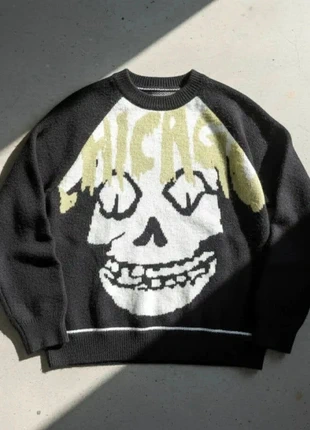 Pull noir chicago à motif tête de mort, style street graphique, état: Très bon état, taille: M, 56,99 €, 60,54 € Protection acheteurs incluse