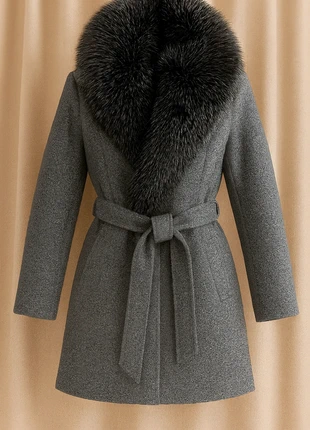 Manteau Droit Élégant Gris - Taille M - Fausse Fourrure Amovible, marque: anewsta, état: Neuf avec étiquette, taille: M / 38 / 10, 50,00 €, 53,20 € Protection acheteurs incluse