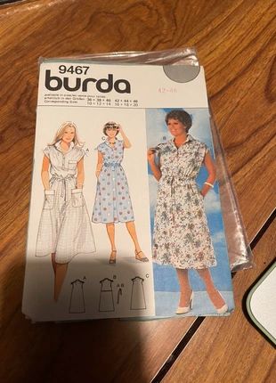 Patron couture vintage robe été année 80, merk: Vintage Dressing, staat: Heel goed, € 5,00, € 5,95 inclusief Kopersbescherming Pro