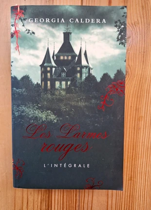 Livre les larmes rouges Géorgia Caldera Intégrale, état: Bon état, 5,50 €, 6,48 € Protection acheteurs incluse