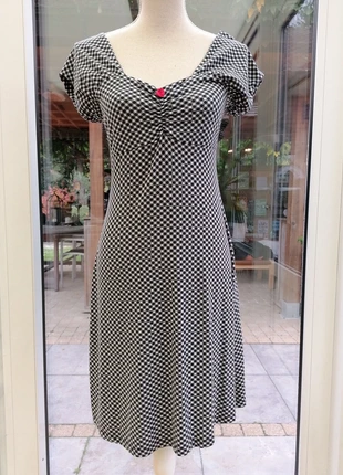 Robe King Louie, merk: King Louie, staat: Heel goed, maat: M / 38 / 10, € 15,00, € 16,45 inclusief Kopersbescherming