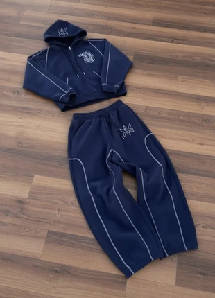 blue y2k set M, marque: y2k, état: Neuf sans étiquette, taille: M, 80,00 €, 84,70 € Protection acheteurs incluse