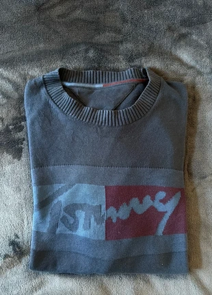 Pull Tommy Hilfiger Femmes taille 54 (2), marque: Tommy Hilfiger, état: Très bon état, taille: 7XL / 54 / 26, 18,00 €, 19,60 € Protection acheteurs incluse