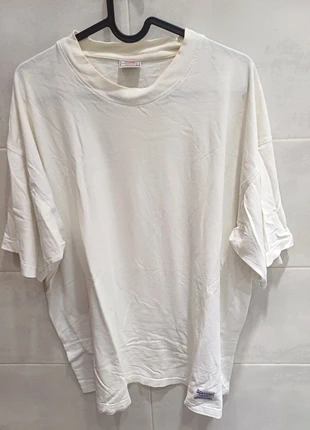 Camiseta Levi's, marca: Levi's, estado: Muy bueno, tamaño: L, 5,00 €, 5,25 € Protección al comprador incluida