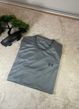Maillot/tee-shirt Under Armour, gris/noir, XL, running/sport, neuf, marca: Under Armour, estado: Novo sem etiquetas, tamanho: XL, €14.99, €16.44 inclui Proteção do Comprador