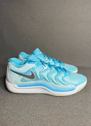 Nike KD17, marca: Nike kd17, estado: Muito bom, tamanho: 46, €130.00, €137.20 inclui Proteção do Comprador Pro