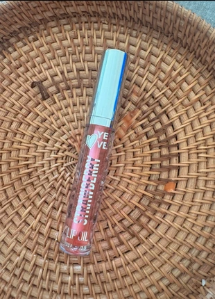 Huile à lèvre ultra brillante fraise, marque: YES LOVE, état: Neuf avec étiquette, 4,00 €, 4,90 € Protection acheteurs incluse