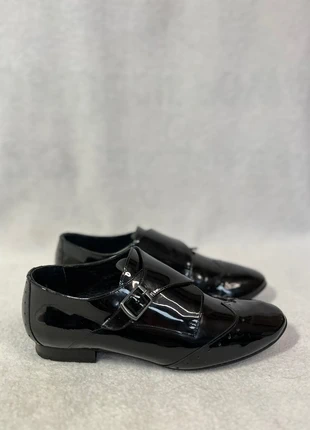 Wunderschöne schwarze Oxfords, Mokassins, Loafers, schwarze Lackschuhe, Minelli, marque: Minelli, état: Bon état, taille: 38, 24,50 €, 26,43 € Protection acheteurs incluse