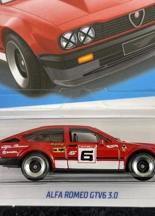 Alfa Romeo gtv6 3.0 hot wheels, brand: Hot Wheels, condizioni: Nuovo senza cartellino, taglia: Taglia unica, €4.00, €4.90 include la Protezione acquisti