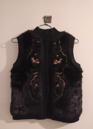 Gilet Autre Ton fausse fourrure, T1, neuf, marque: Autre Ton, état: Neuf sans étiquette, taille: S / 36 / 8, 5,00 €, 5,95 € Protection acheteurs incluse