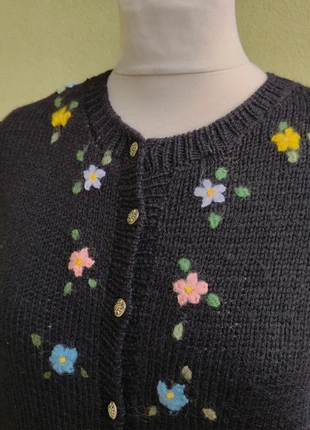 Maglione vintage fatto a mano, brand: Vintage, condizioni: Ottime, taglia: M / IT 42 / EU 38, €34.00, €36.40 include la Protezione acquisti Pro