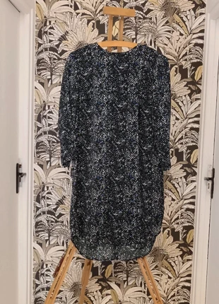 Tunique/Robe Courte Monoprix - Imprimé Graphique Chic Noir et Bleu (Taille 38), marque: Monoprix, état: Très bon état, taille: M / 38 / 10, 6,00 €, 7,00 € Protection acheteurs incluse