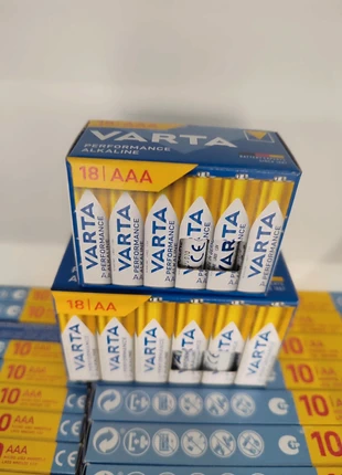 36 Pilas AA y AAA Varta, brand: VARTA, condizioni: Nuovo con cartellino, €12.65, €13.98 include la Protezione acquisti