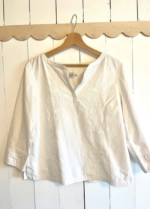 Blouse blanche brodée, marque: GAP, état: Très bon état, taille: M / 38 / 10, 8,00 €, 9,10 € Protection acheteurs incluse