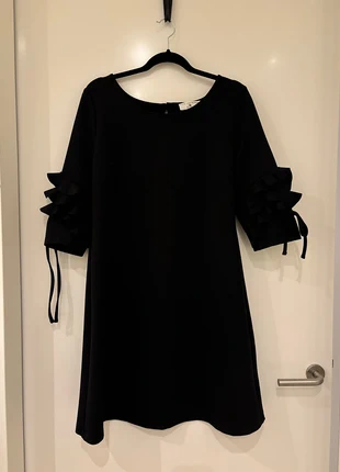 Zwarte feestelijke jurk met rouches, marque: Rick Cardona, état: Très bon état, taille: XL / 42 / 14, 7,50 €, 8,58 € Protection acheteurs incluse