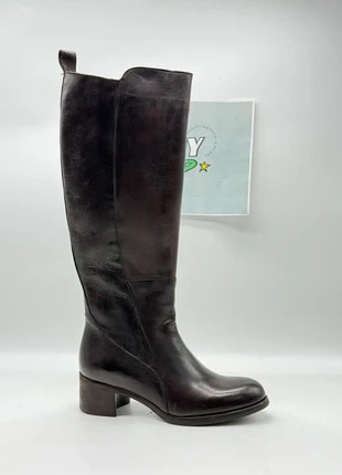 Archive Women’s Leather Boot – Brown Leather, 40mm Heel, Side Zip, Made in Italy Size 37 Y2K, brand: Vera Pelle, condizioni: Nuovo con cartellino, taglia: 37, €36.00, €38.50 include la Protezione acquisti