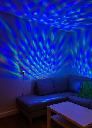 Disco Lichtbal + Blauwe LED-Balk – Feestverlichting voor Elke Kamer, merk: NO LABEL, staat: Nieuw zonder prijskaartje, € 20,00, € 21,70 inclusief Kopersbescherming