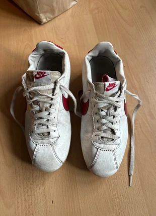 Cortez rouge et blanc, marque: Nike, état: Bon état, taille: 45, 25,00 €, 26,95 € Protection acheteurs incluse