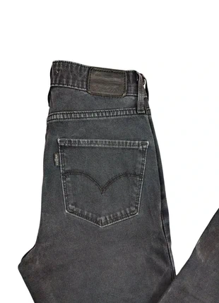 Magnifique Levi's 701 Skinny, marque: Levi's, état: Très bon état, taille: XS, 8,90 €, 10,05 € Protection acheteurs incluse