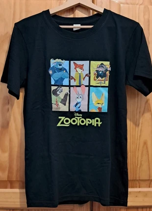 Tee-Shirt Zootopia NEUF, marque: Disney, état: Neuf sans étiquette, taille: M / 38 / 10, 15,00 €, 16,45 € Protection acheteurs incluse