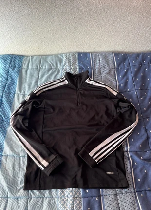 Sudadera fina Adidas talla L,Adidas lightweight black sweatshirt, size L, marque: adidas, état: Très bon état, taille: L, 20,00 €, 21,70 € Protection acheteurs incluse