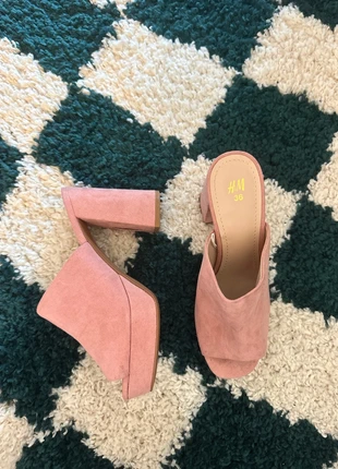 Chaussure a talon, marque: H&M, état: Très bon état, taille: 36, 5,00 €, 5,95 € Protection acheteurs incluse