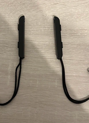 Paire de dragonnes Nintendo switch, brand: Nintendo, condition: Very good, €5.00, €5.95 includes Buyer Protection Pro