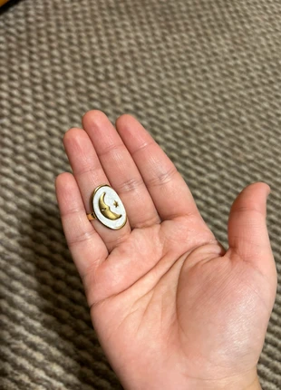 Stainless Steel White statement Ring adjustable, condition: Very good, size: Adjustable, £9.50, £10.68 includes Buyer Protection