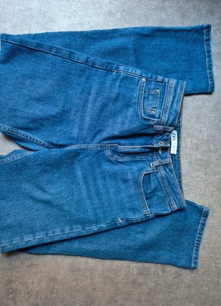 Jean zara droit, marke: Zara, zustand: Sehr gut, größe: XS / 34 / 6, 6,00 €, 7,00 € inklusive Vinted-Käuferschutz