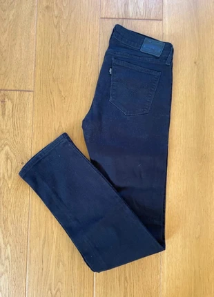 Jean Lévis Noir Skinny W26, marke: Levi's, zustand: Sehr gut, größe: S / 36 / 8, 19,00 €, 20,65 € beinhaltet Vinted-Käuferschutz Pro