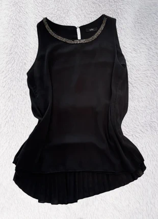 Canotta tunica chic donna Zuiki taglia M con pieghe eleganti e strass al girocollo, brand: Vintage Dressing, condizioni: Ottime, taglia: M / IT 42 / EU 38, €9.00, €10.15 include la Protezione acquisti