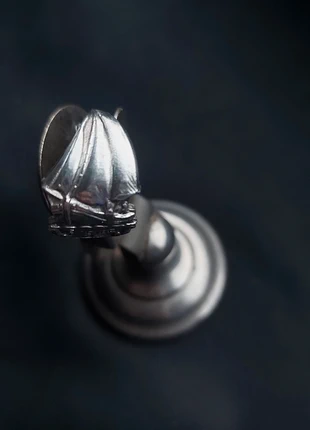 Spoonring sailboat a, merk: Selfmade, staat: Heel goed, maat: 55.6 mm / 17.7 mm Ø, € 7,50, € 8,58 inclusief Kopersbescherming