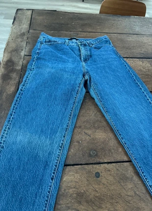 jean femme mom, marque: Uniqlo, état: Bon état, taille: M / 38 / 10, 10,00 €, 11,20 € Protection acheteurs incluse