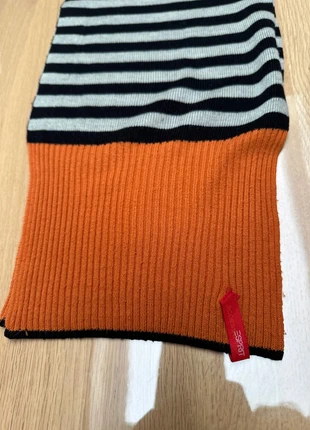 Sjaal van Esprit, merk: Esprit, staat: Heel goed, € 3,00, € 3,85 inclusief Kopersbescherming