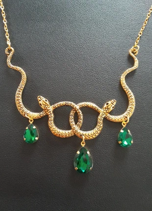 Collier serpent pierre verte, condition: Very good, €14.00, €15.40 includes Buyer Protection Pro