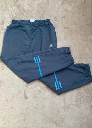 Track Pant Adidas Vintage Años 00's-Size M, brand: adidas, condizioni: Nuovo senza cartellino, taglia: M, €17.00, €18.55 include la Protezione acquisti