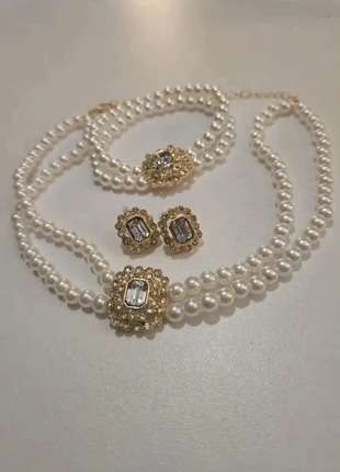 Ensemble bijoux tendance, brand: Tendance, condizioni: Nuovo con cartellino, €10.00, €11.20 include la Protezione acquisti