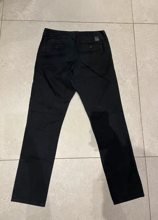 Pantalon noir chino carhartt W34 L32, marque: Carhartt, état: Très bon état, taille: W34 | FR 44, 29,00 €, 31,15 € Protection acheteurs incluse