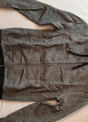 Kaputzenjacke grau, marque: C&A, état: Bon état, taille: S, 5,00 €, 5,95 € Protection acheteurs incluse